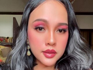 EvaPonda free shows real